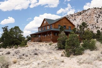 Teasdale, UT Hospitality - 199 W 125 S