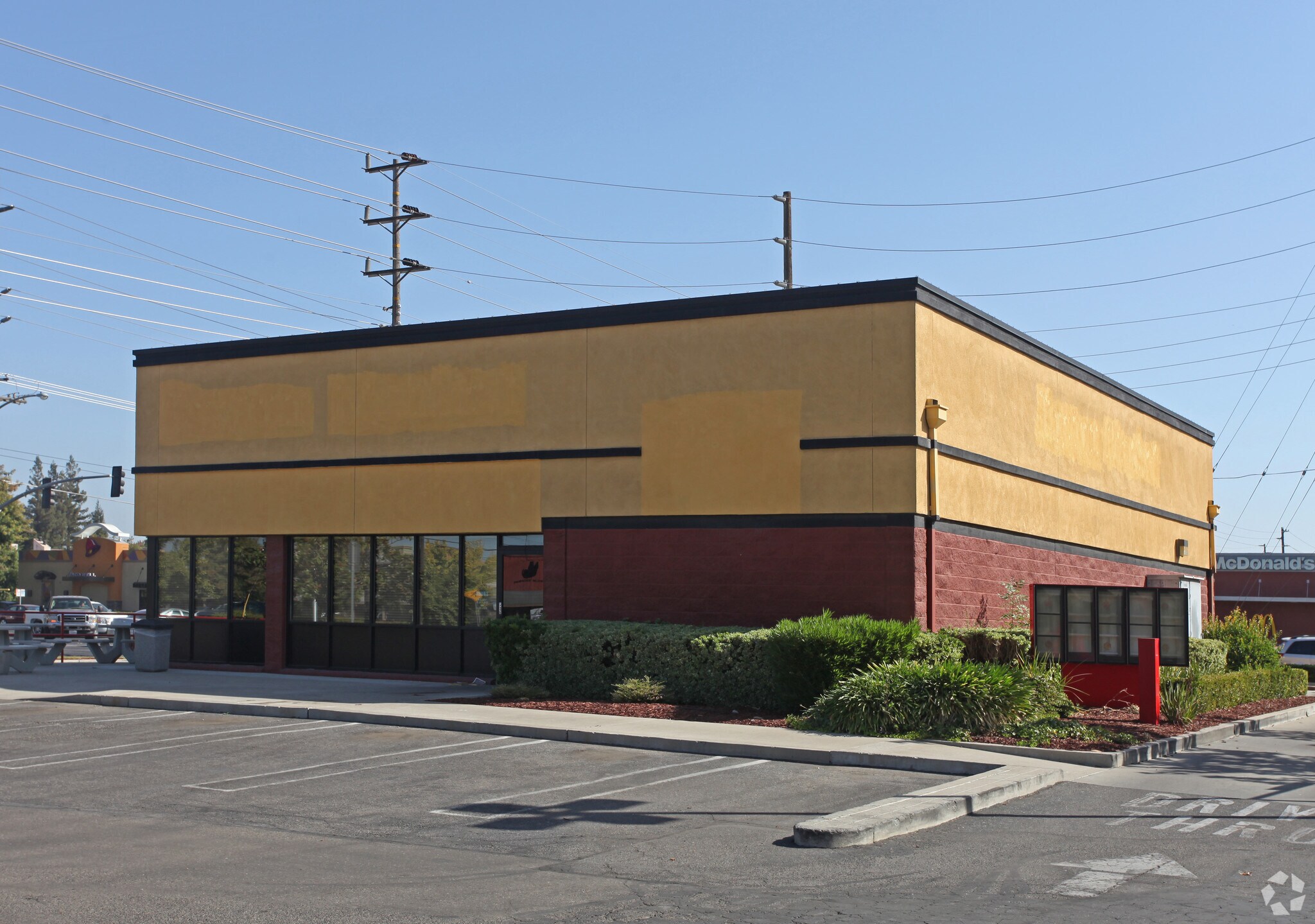 1320 Standiford Ave Modesto, CA 95350 Shopping Center Property for
