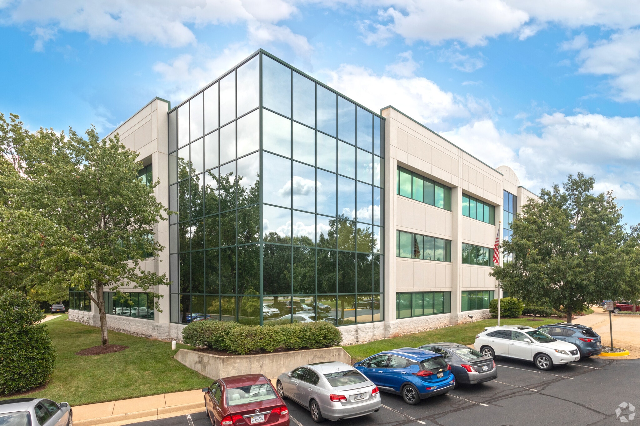 14150 Newbrook Dr, Chantilly, VA for Rent