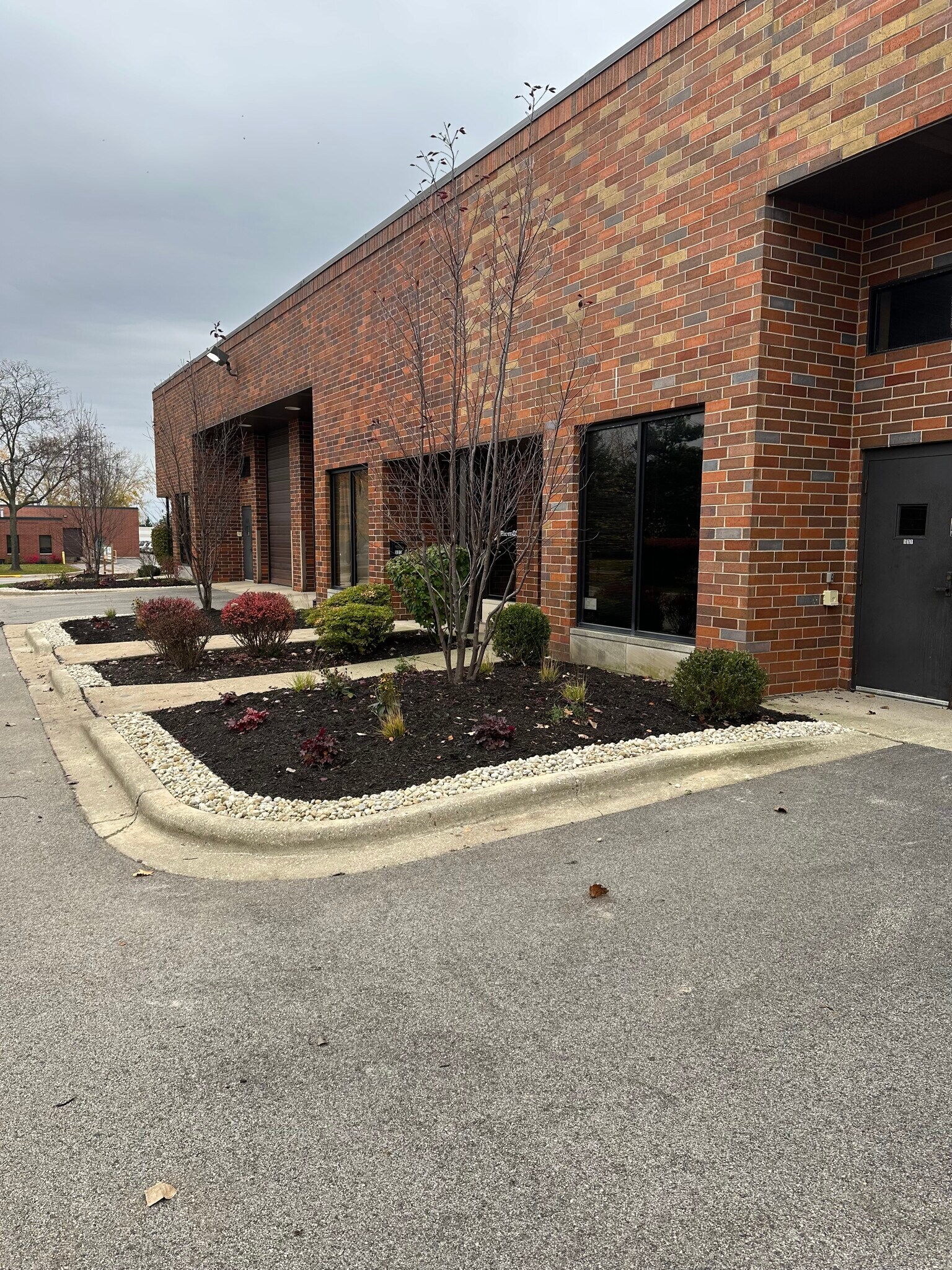 511-539 Telser Rd, Lake Zurich, IL for Rent