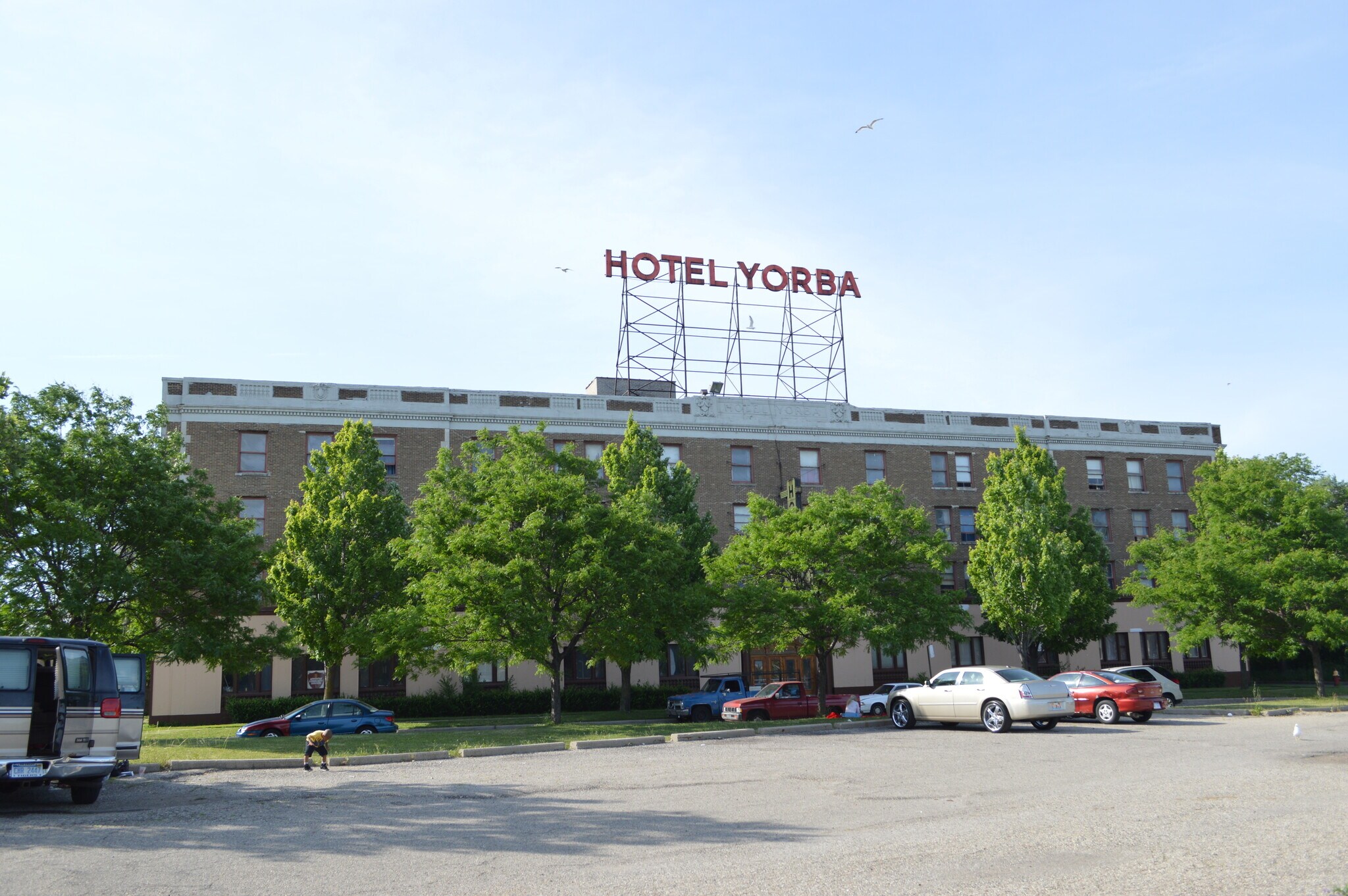 4020 W Lafayette Blvd, Detroit, MI for Sale