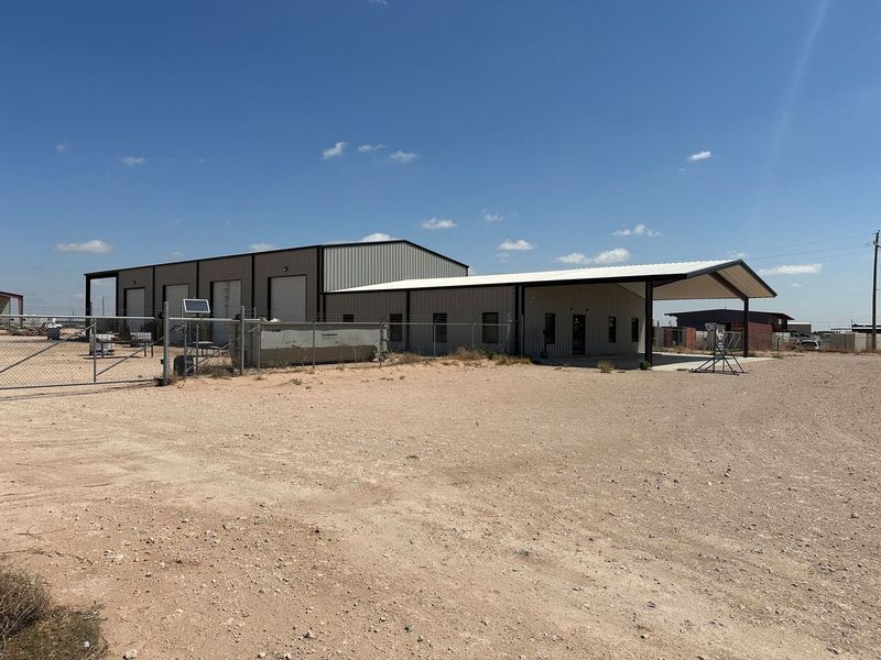 5822 W County Rd 123, Midland, TX for Rent