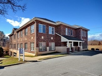 Hendersonville, NC Medical - 120 Chadwick Square Ct
