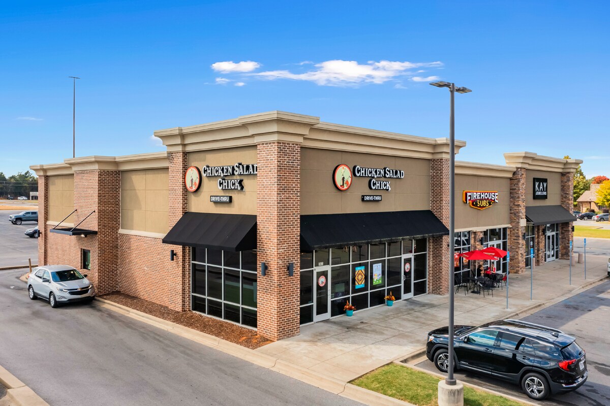 363 Cox Creek Pky, Florence, AL for Sale