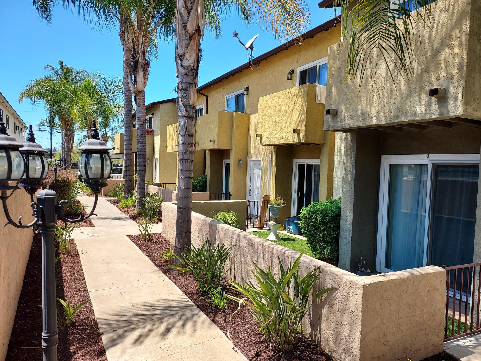469 N 1st St, El Cajon, CA for Sale