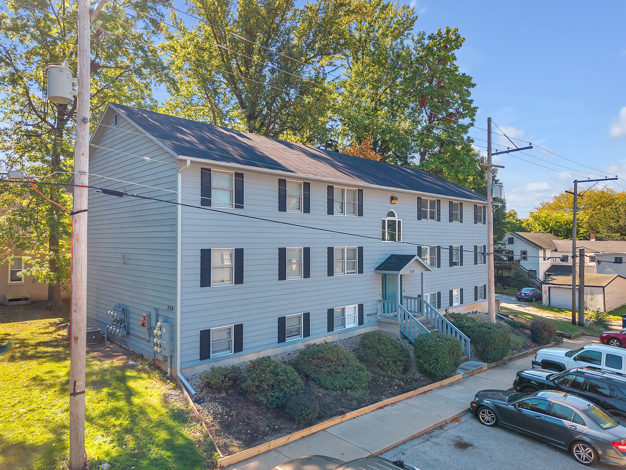 352 College Ave, Valparaiso, IN for Sale