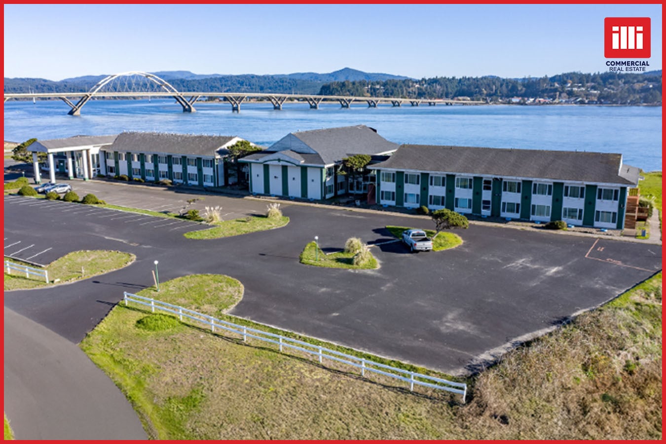 902 NW Bayshore Dr, Waldport, OR for Sale