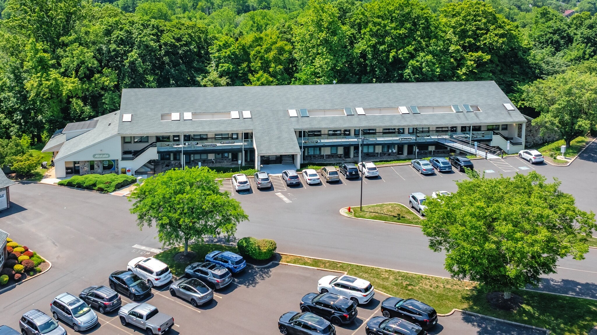 295 Buck Rd, Holland, PA for Sale