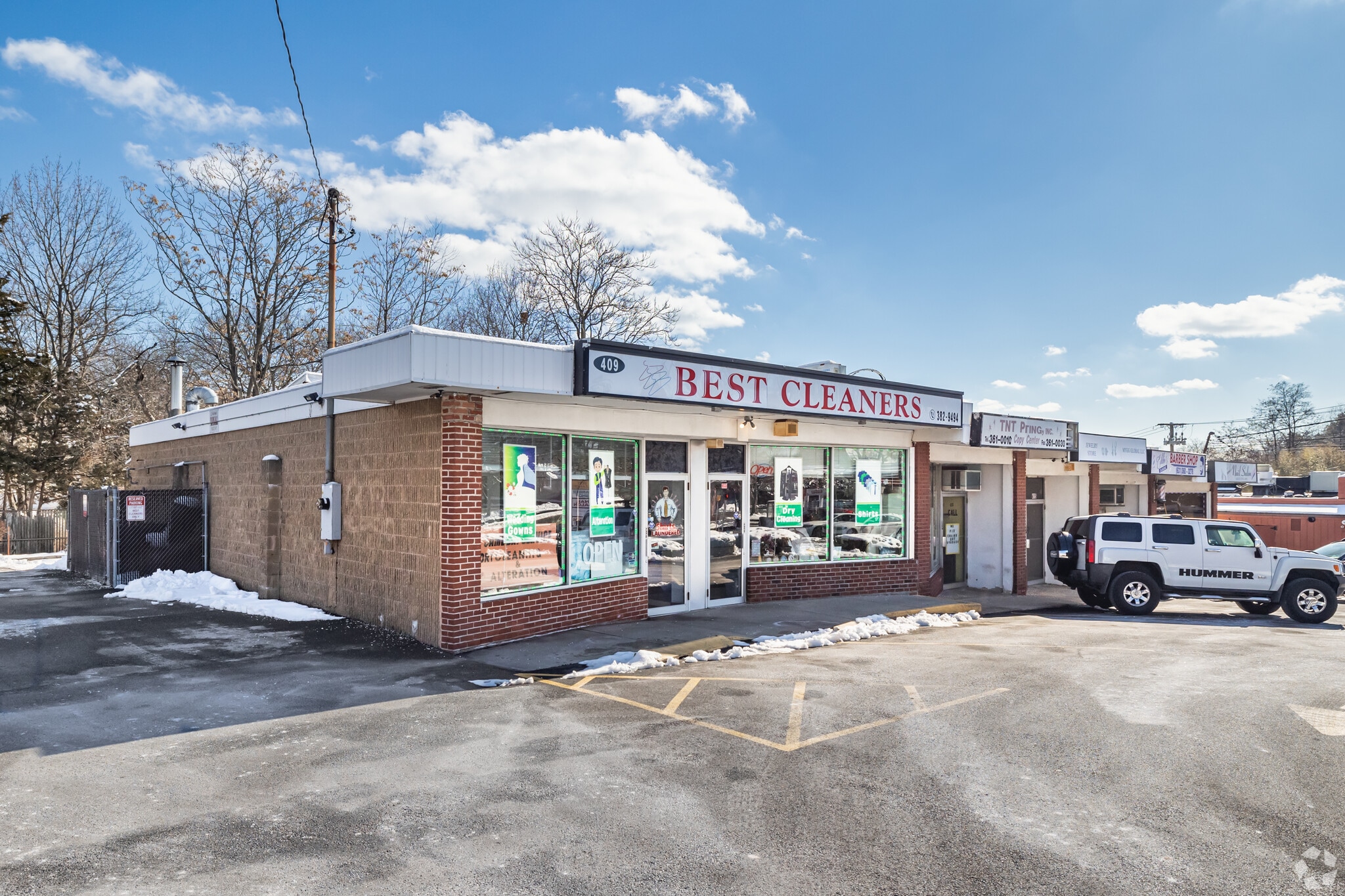409-419 Lake Ave, Nesconset, NY for Rent