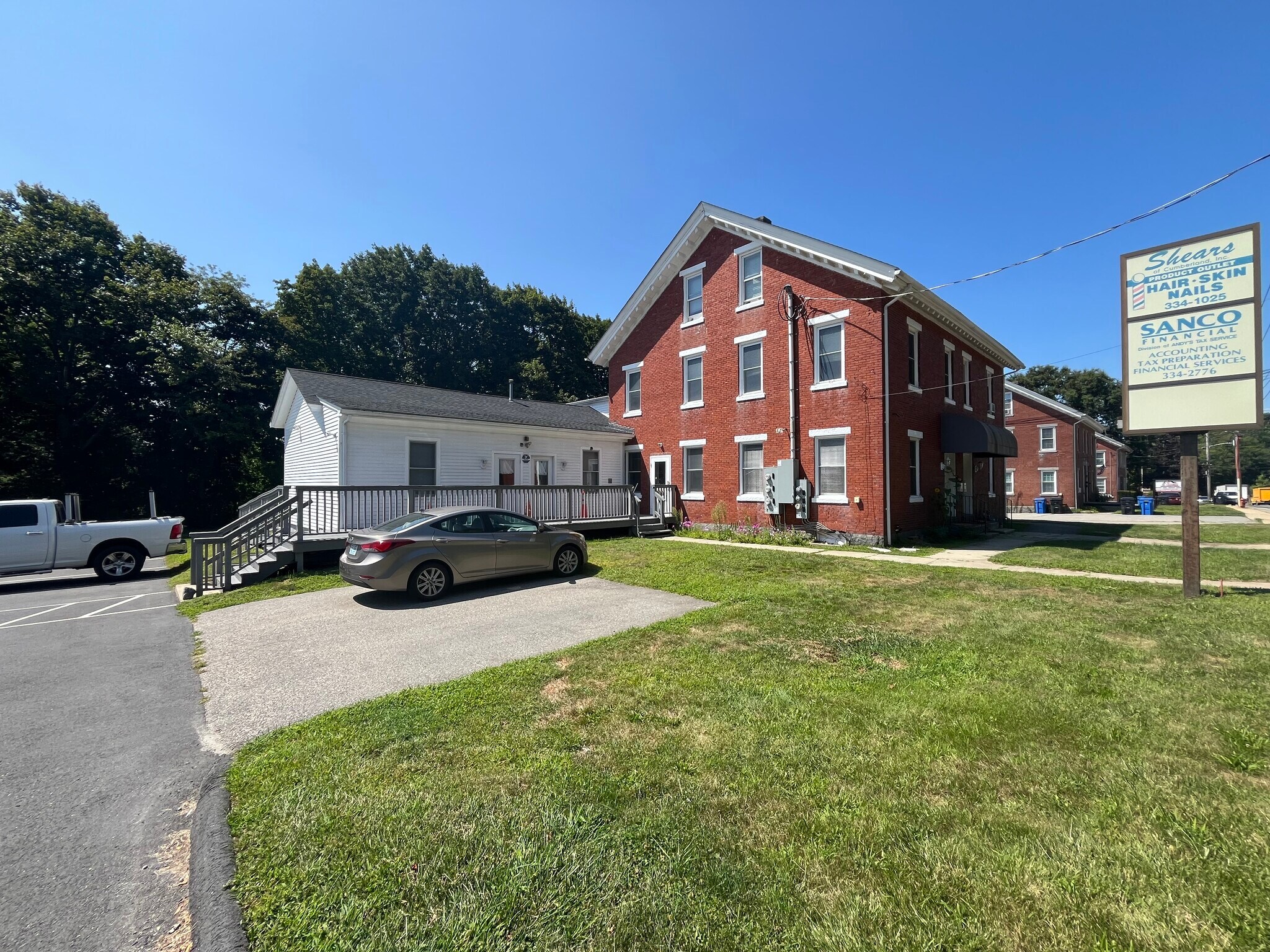1390 Mendon Rd, Cumberland, RI for Rent