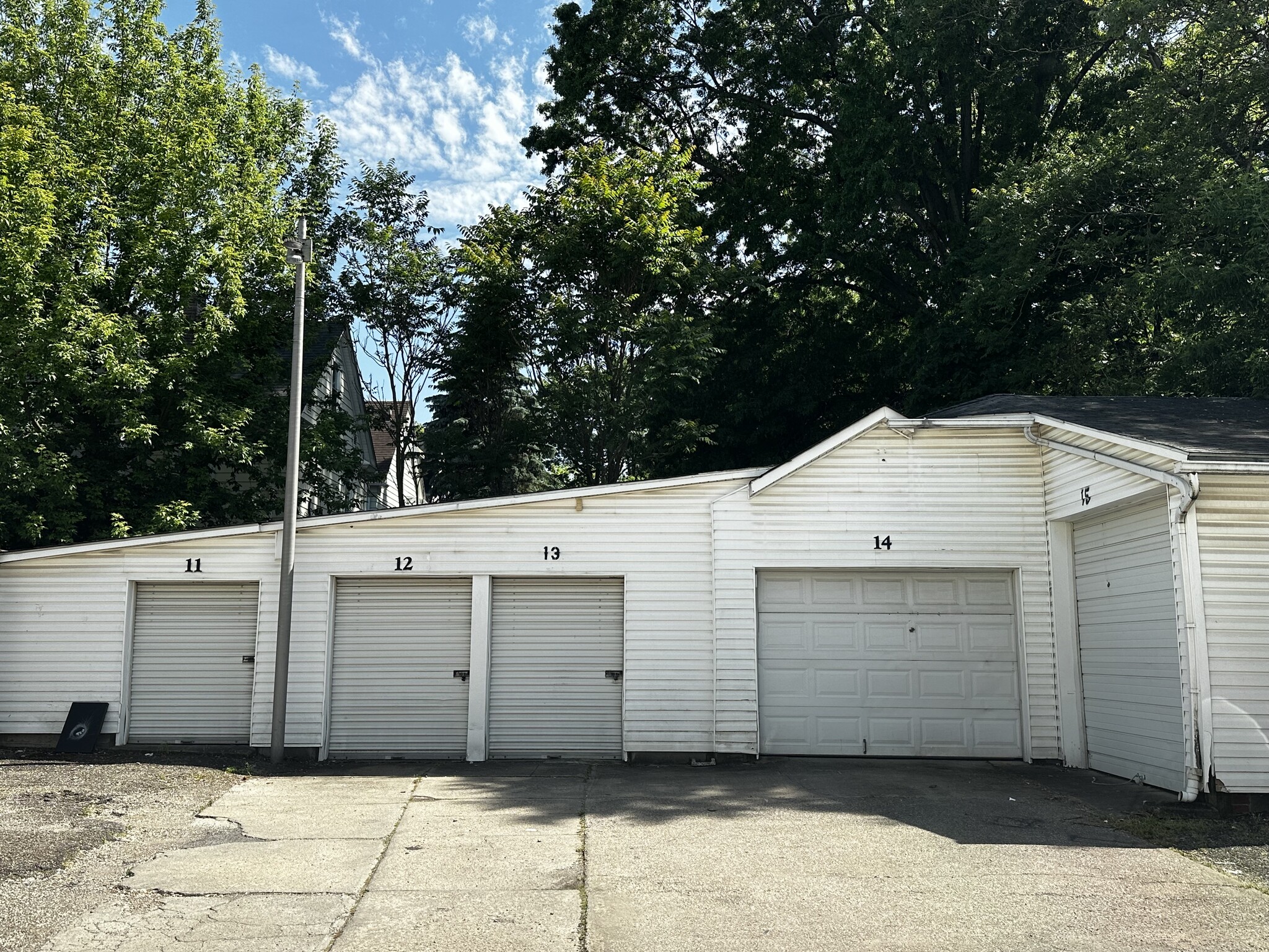 394 E South St, Akron, OH for Sale