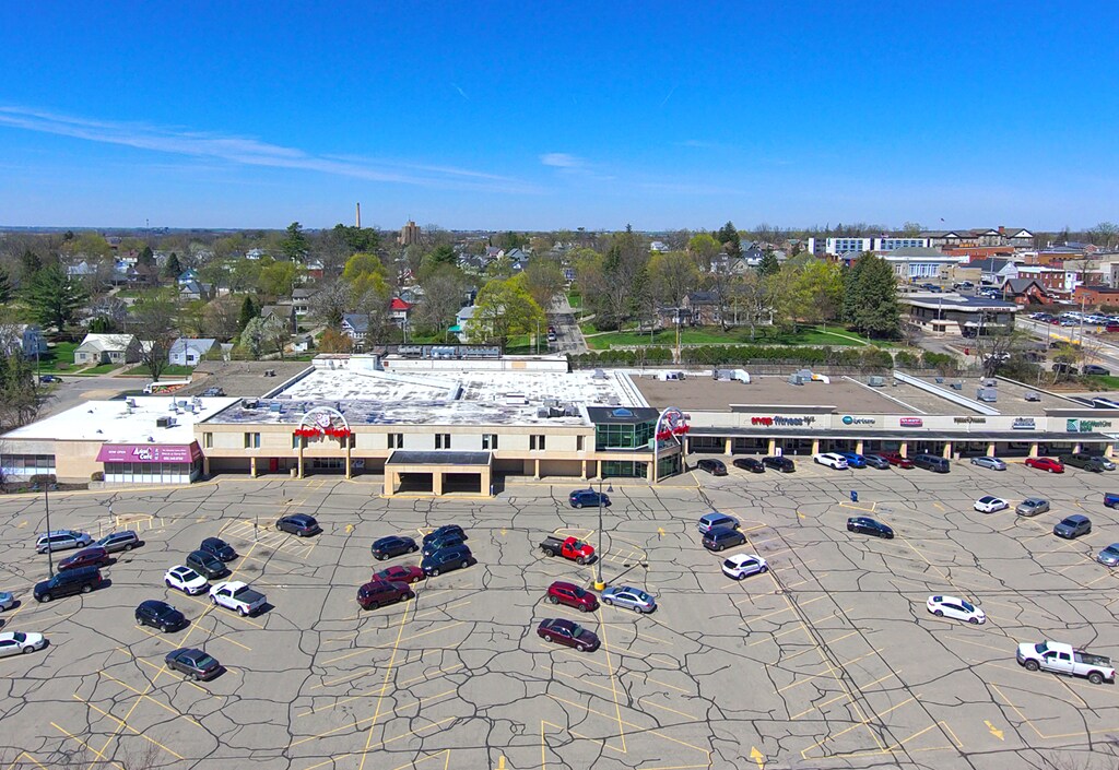 130-300 McGregor Plz, Platteville, WI for Sale