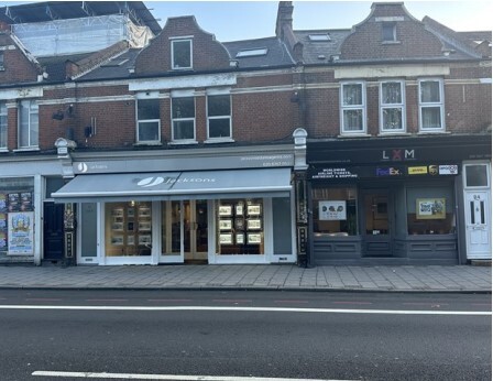 26 Tooting Bec Rd, London, LND for Rent