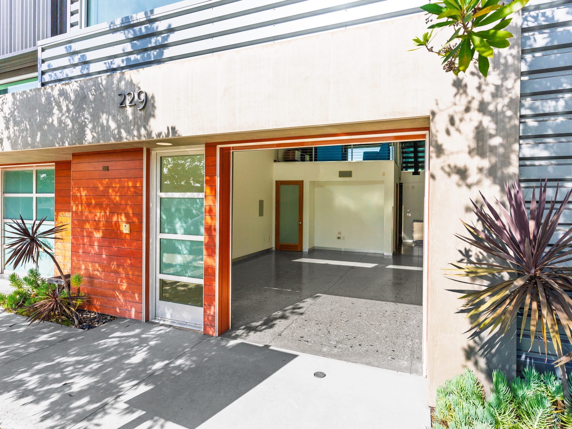 215-237 California St, El Segundo, CA for Rent