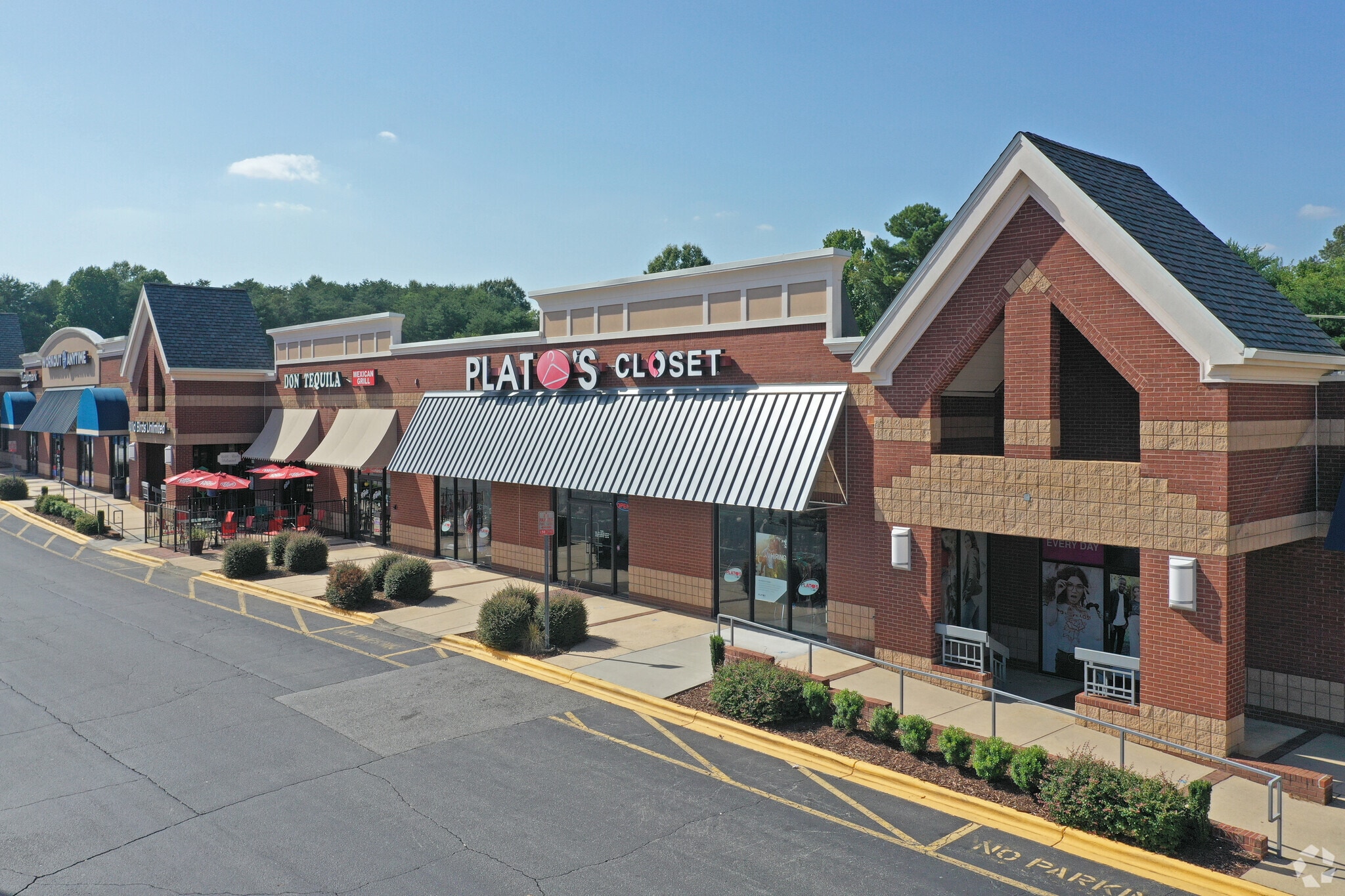 500-692 Hanes Mall Blvd, Winston-Salem, NC for Rent