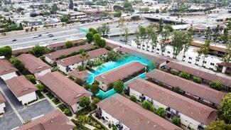 Santa Ana, CA Apartments - 549 N Tustin Ave
