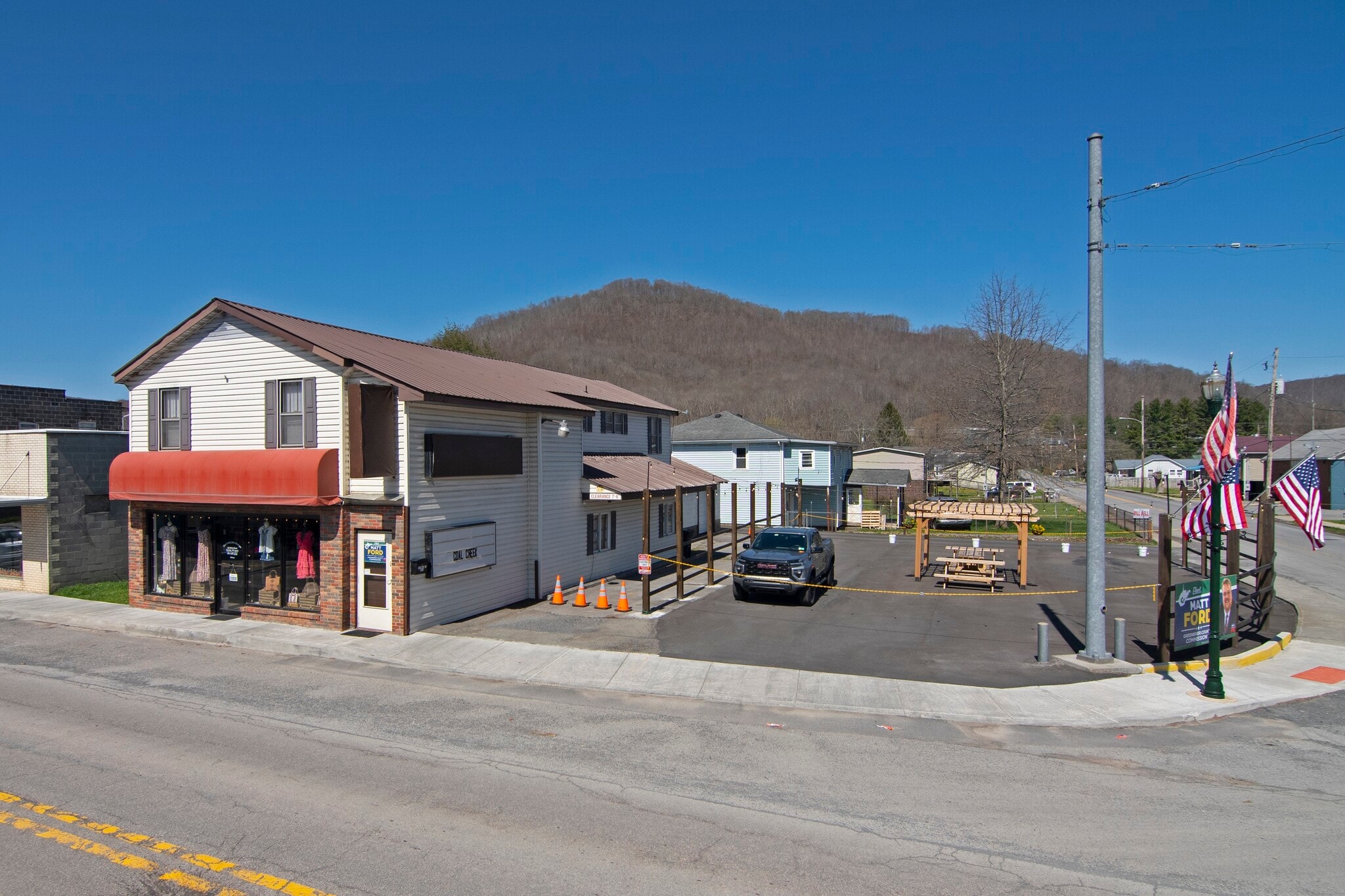 449 Main St, Rainelle, WV for Sale