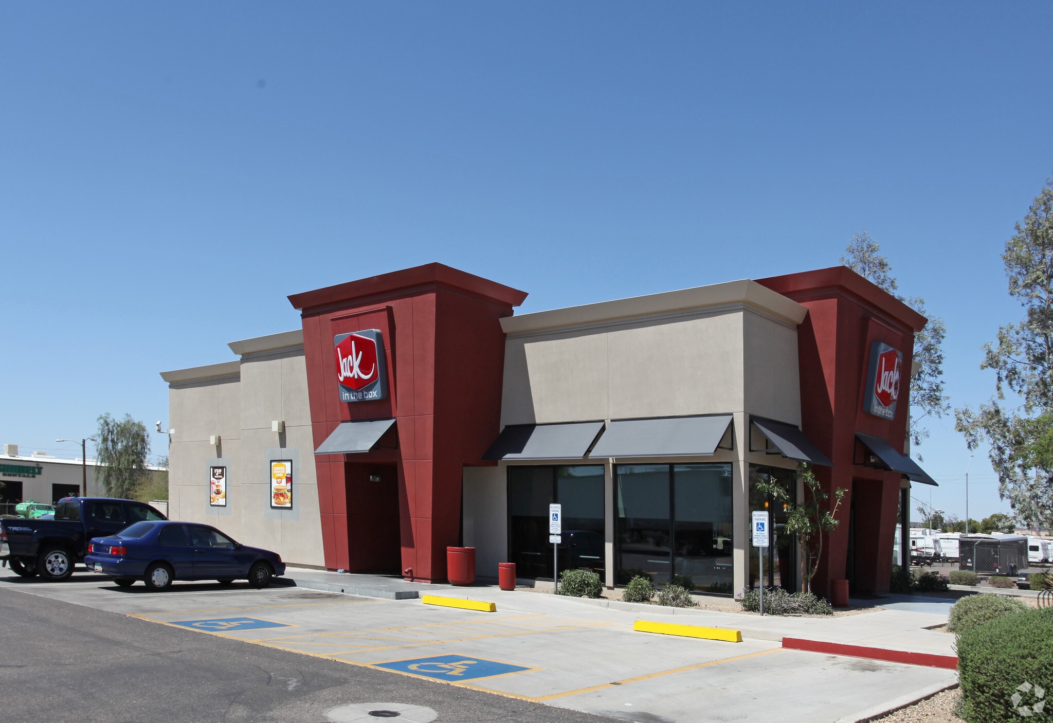 2141 W Deer Valley Rd, Phoenix, AZ for Rent