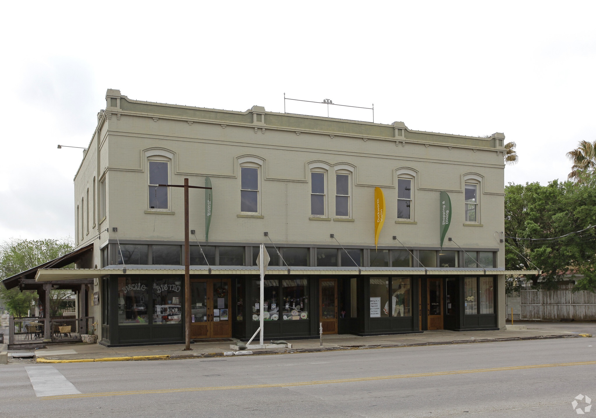 301 W San Antonio St, New Braunfels, TX for Rent