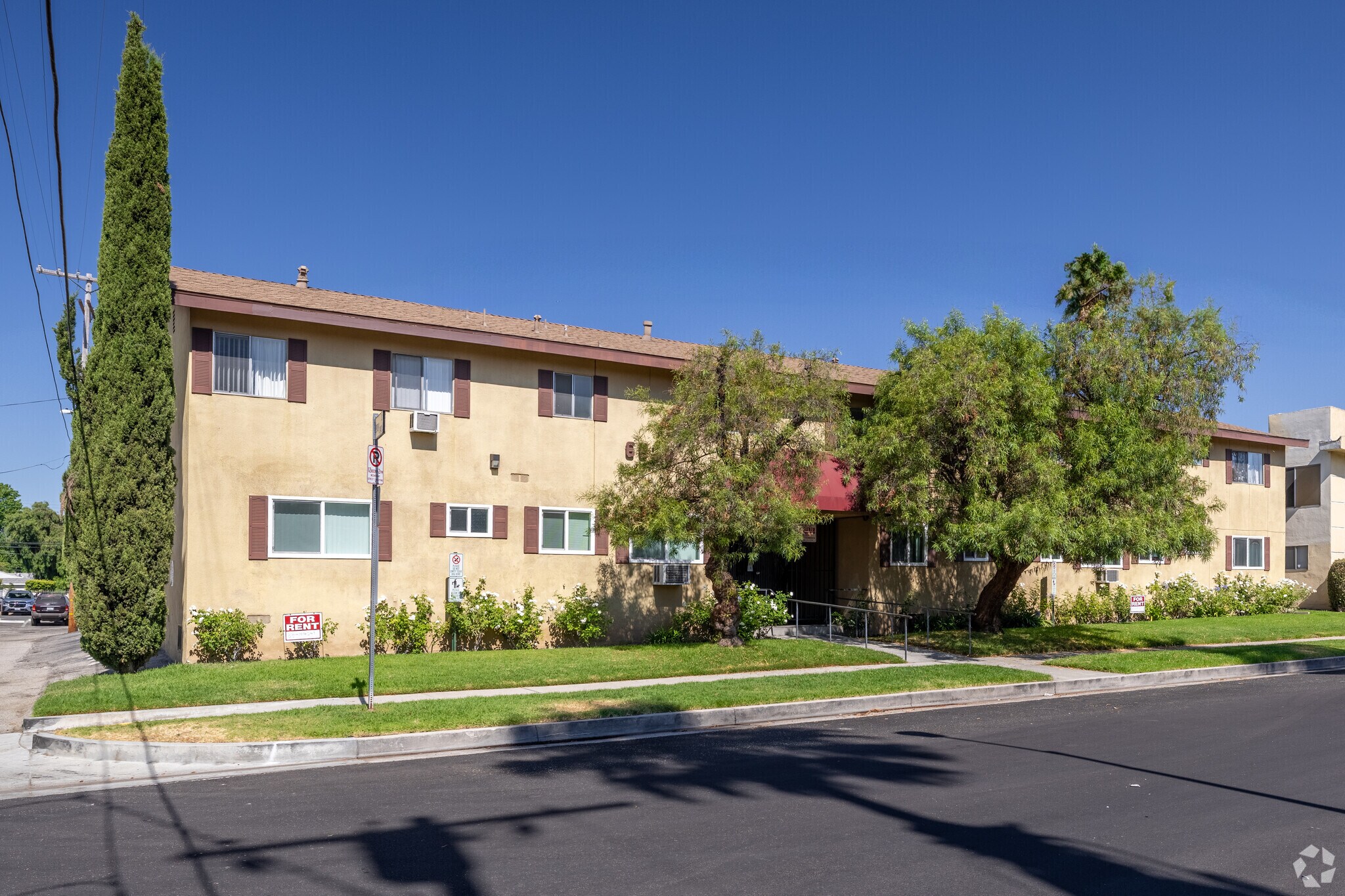 6635 Wilkinson Ave, North Hollywood, CA for Sale