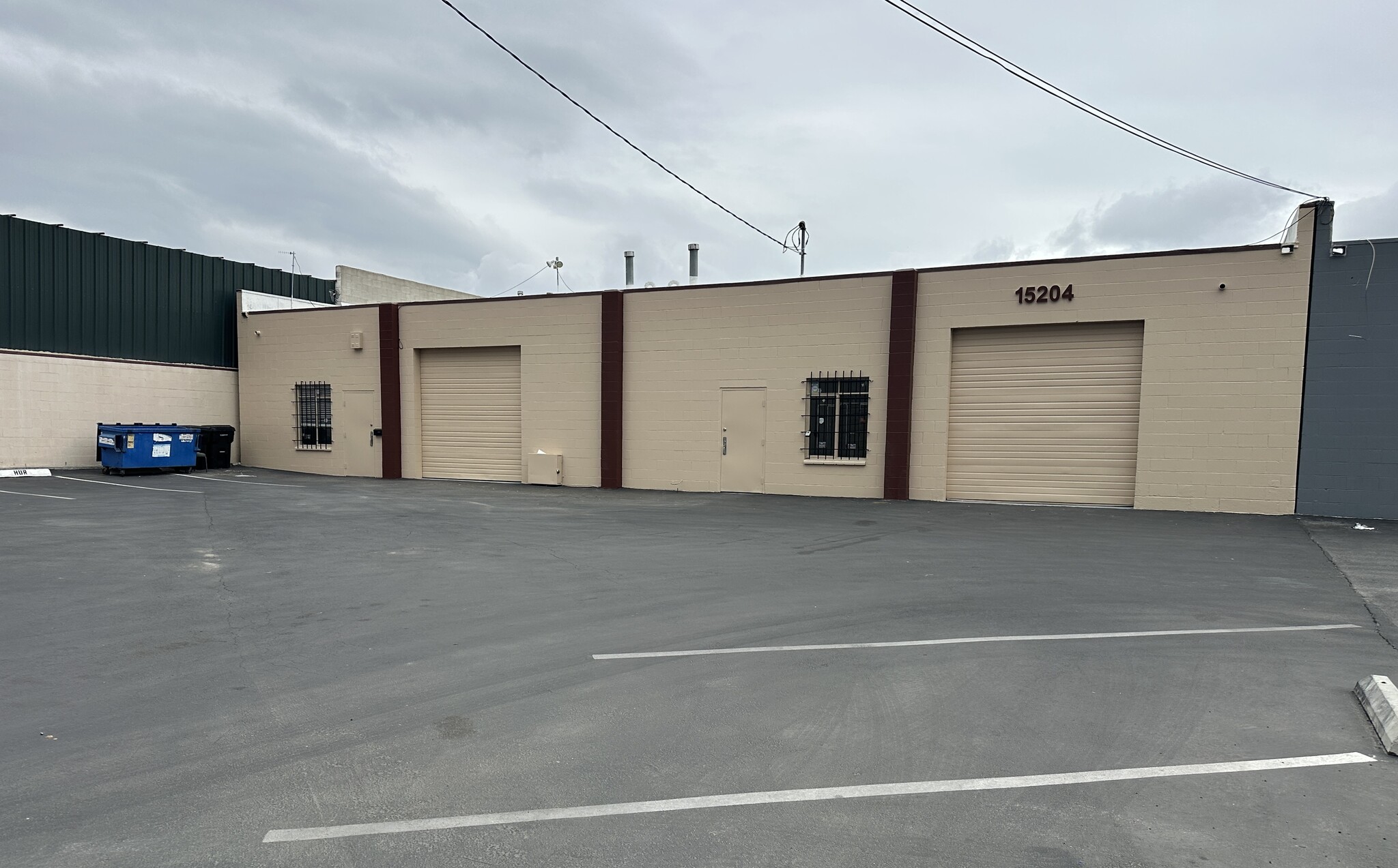 15204 Stagg St, Van Nuys, CA for Rent