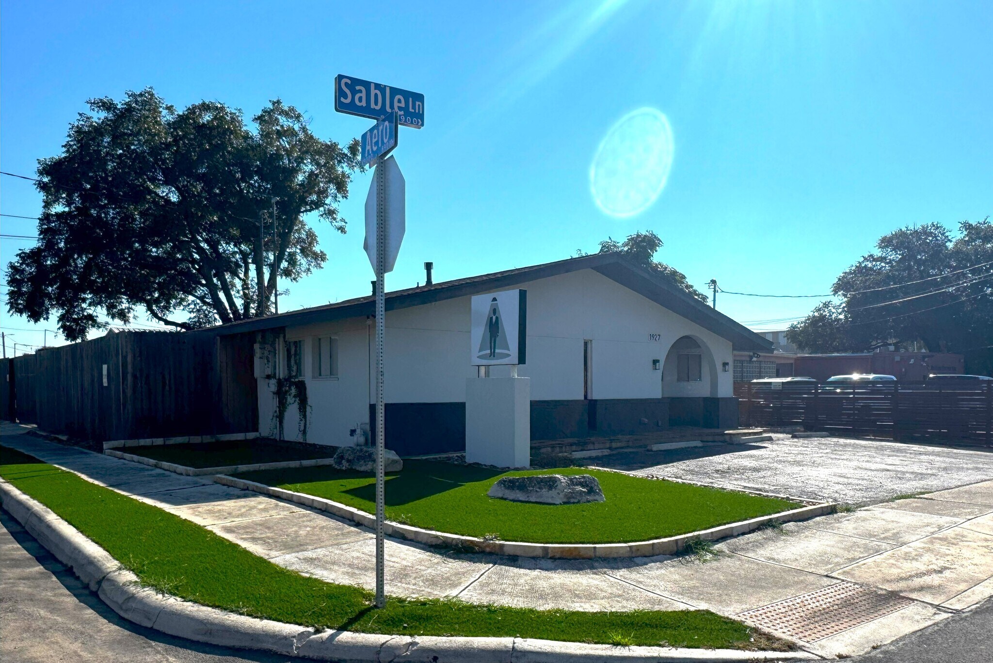 1927 Sable Ln, San Antonio, TX for Sale