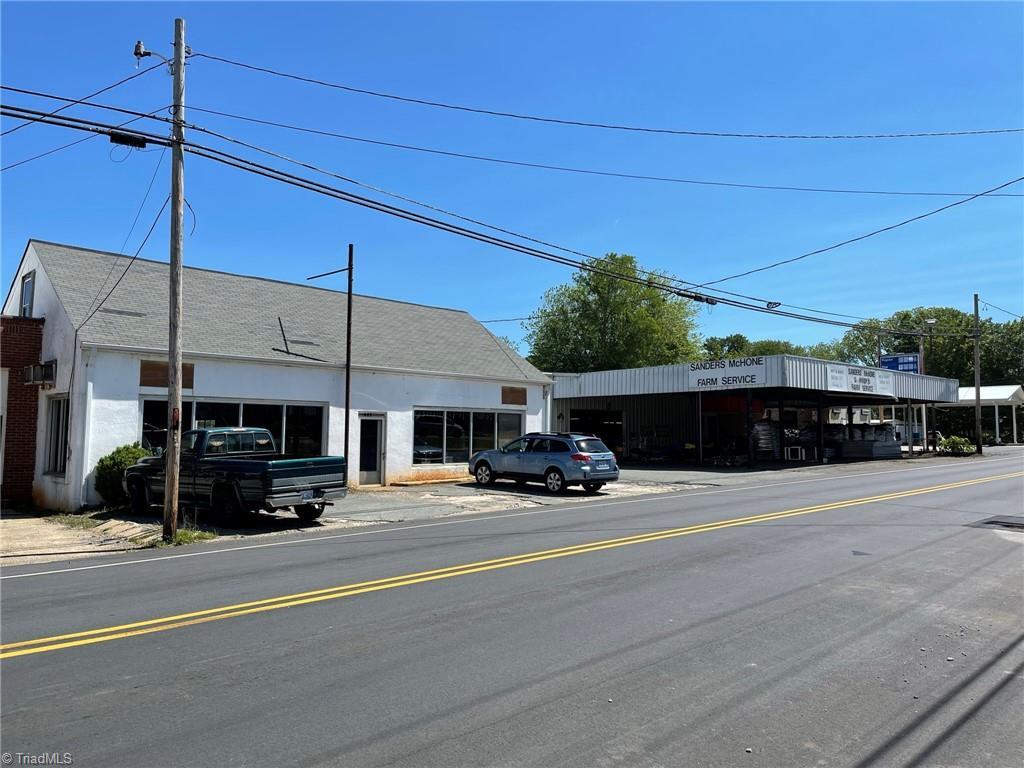 607 Main, Pilot Mountain, NC for Sale