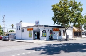 Downey, CA Apartments - 13000 Paramount Blvd