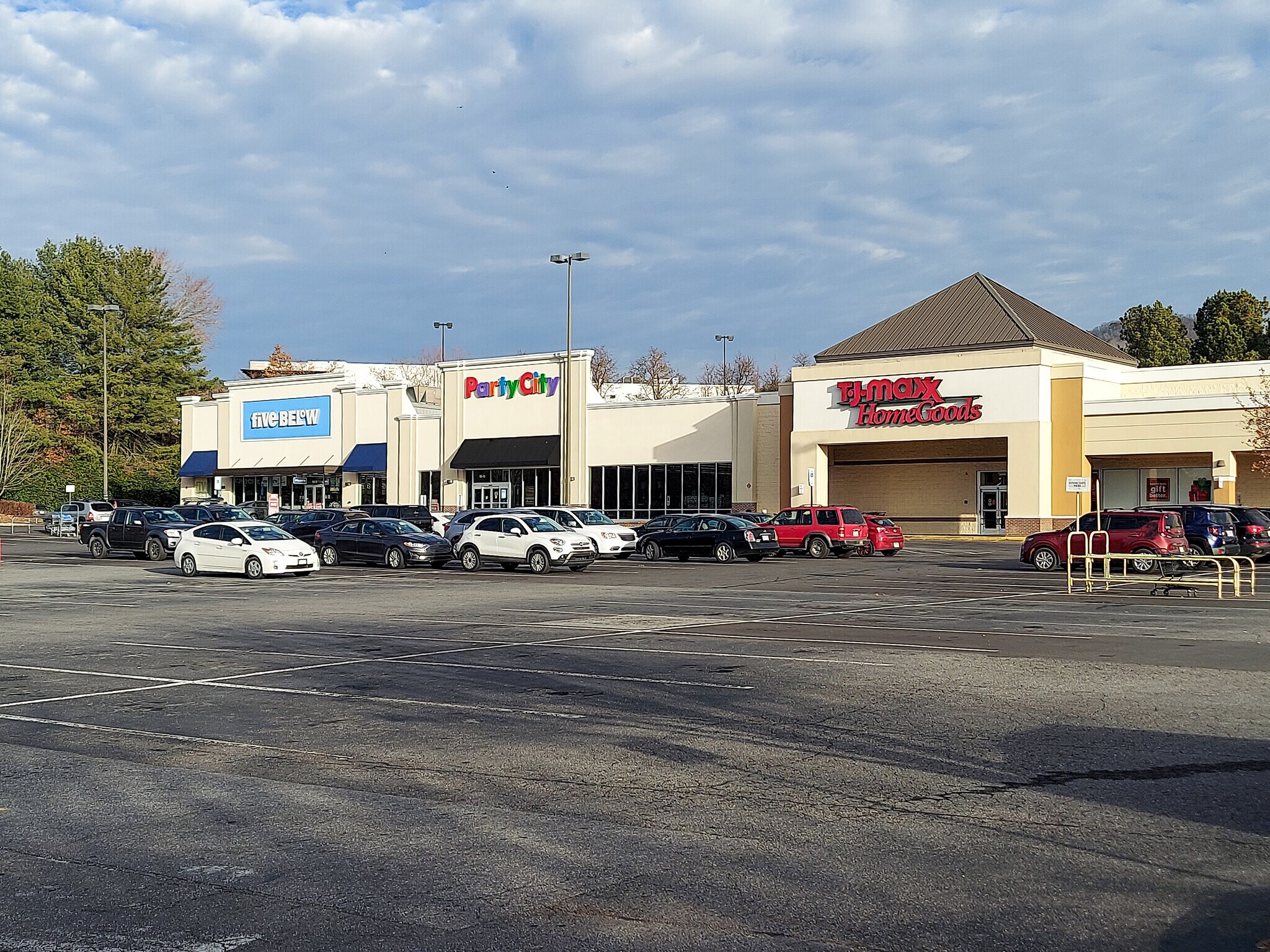 80 S Tunnel Rd, Asheville, NC for Rent