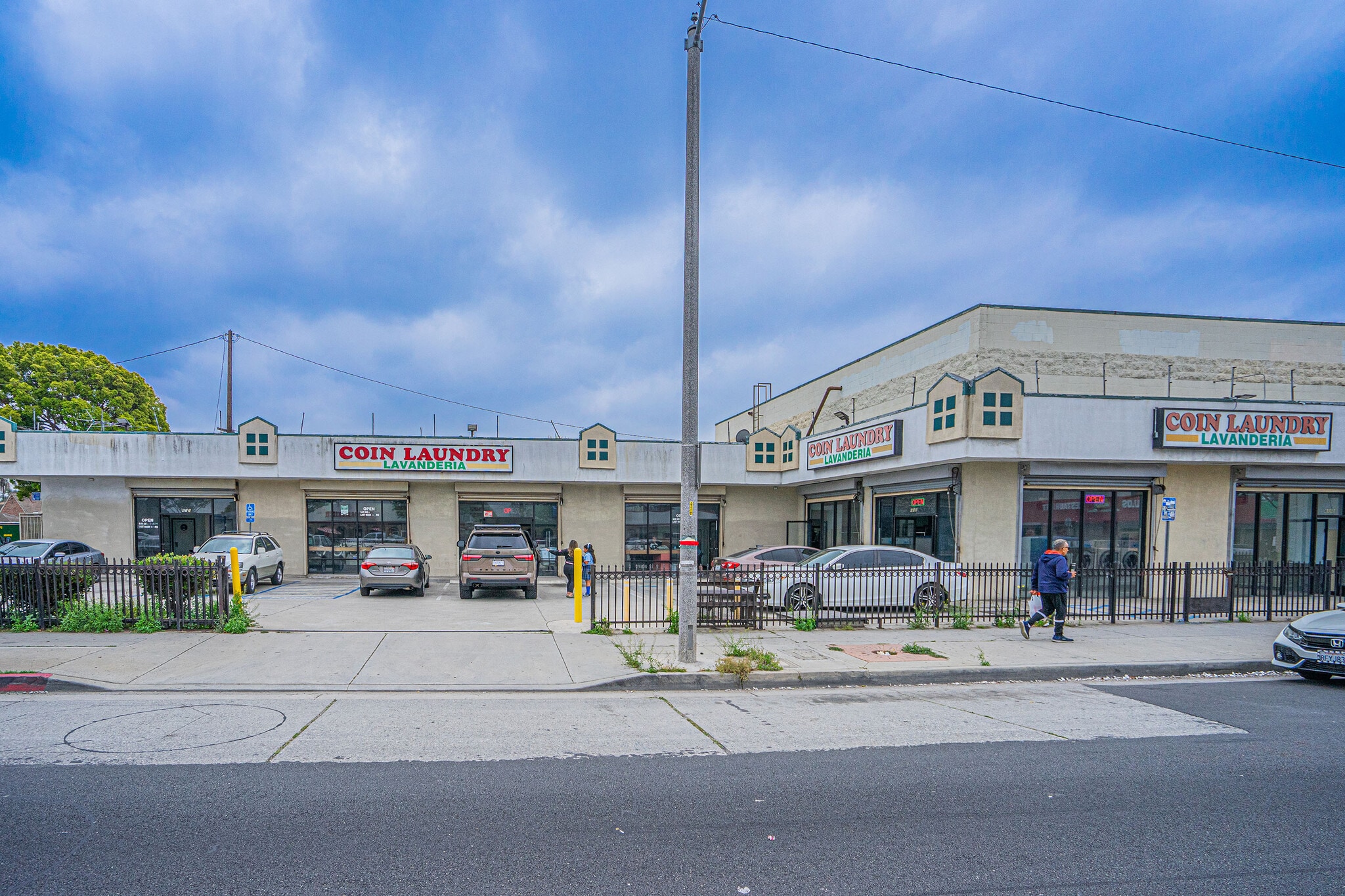 608 E Rosecrans Ave, Compton, CA for Sale