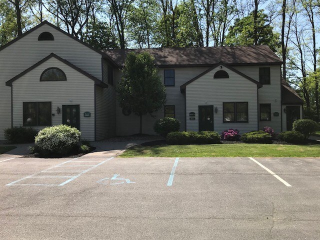 964A Route 146, Clifton Park, NY for Rent