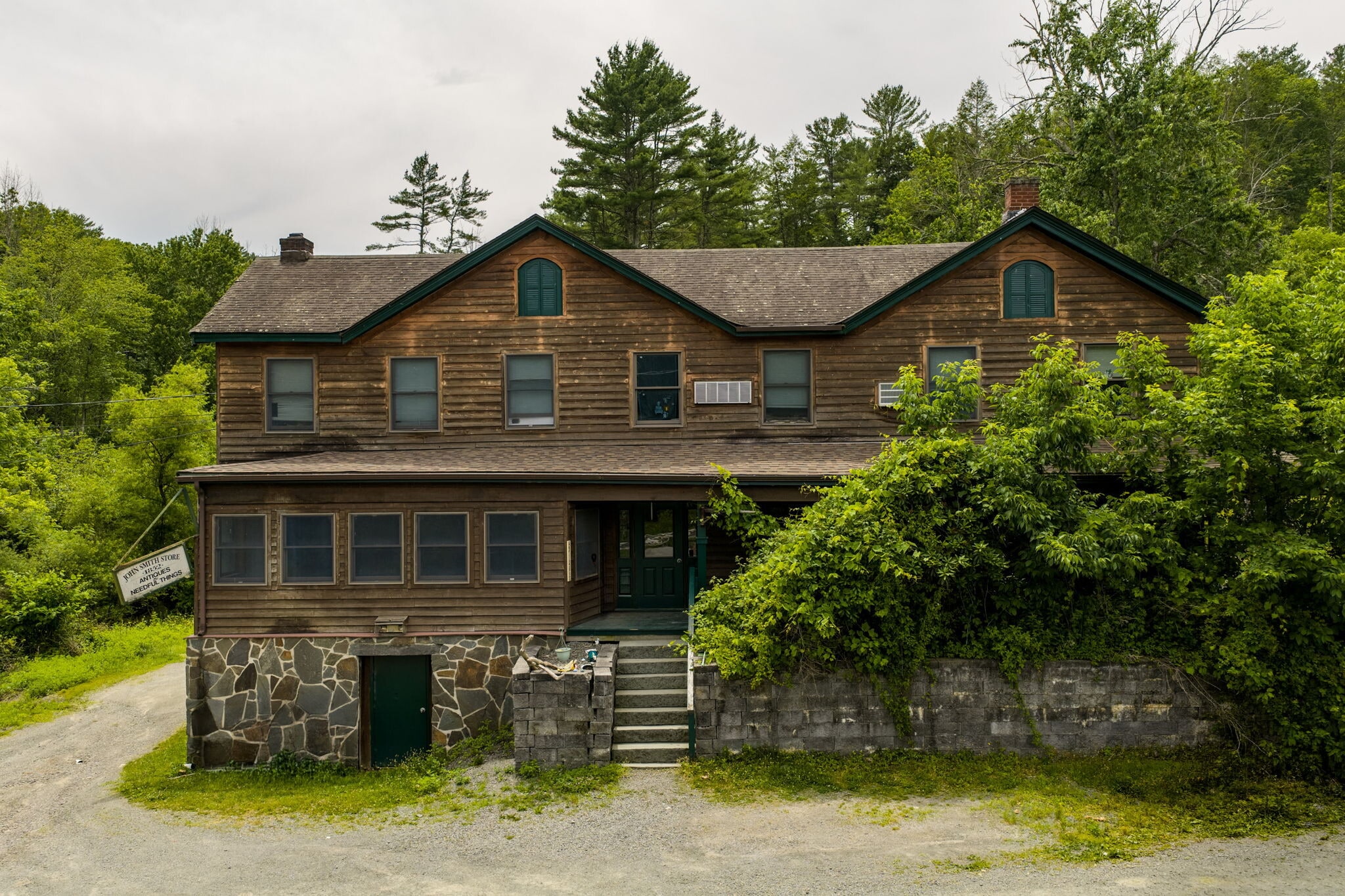 696 PA-590, Lackawaxen, PA for Sale