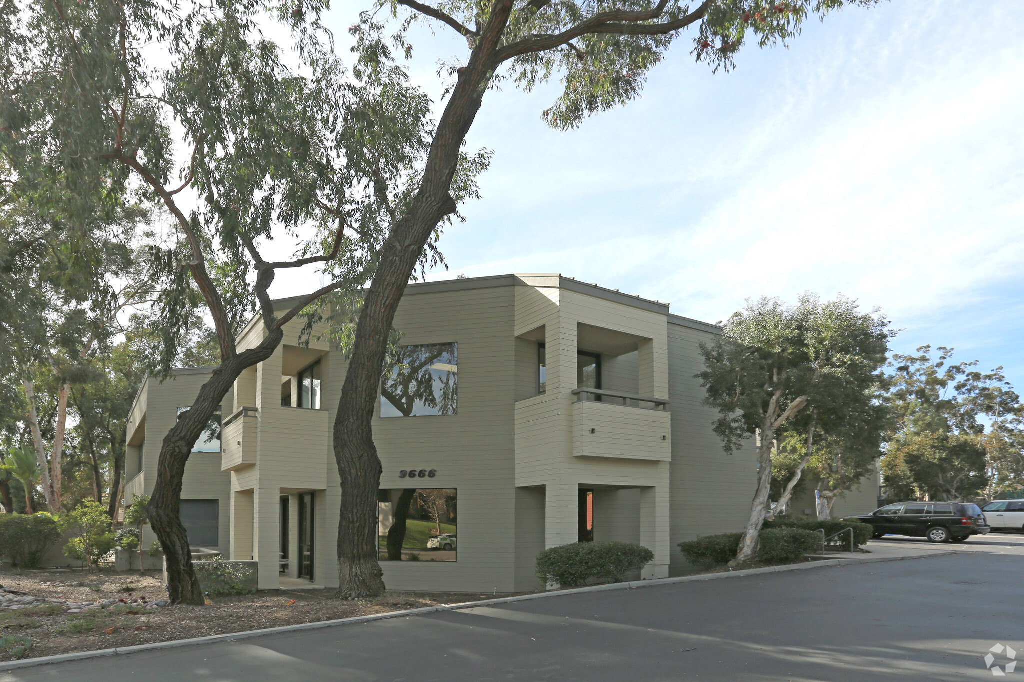 9666 Businesspark Ave, San Diego, CA for Rent