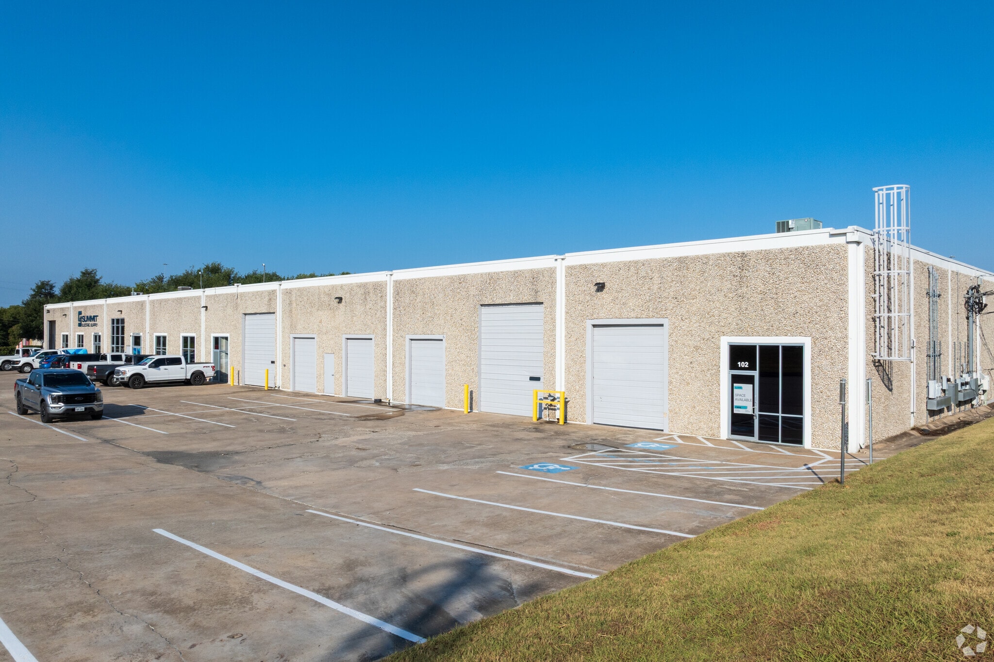 3206 Industrial Ter, Austin, TX for Rent