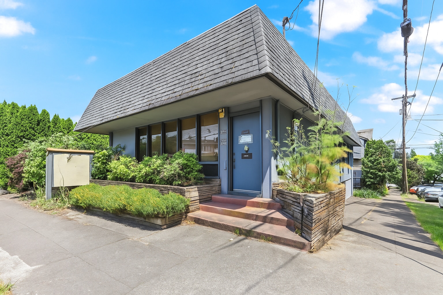 5848 SE Milwaukie Ave, Portland, OR for Sale