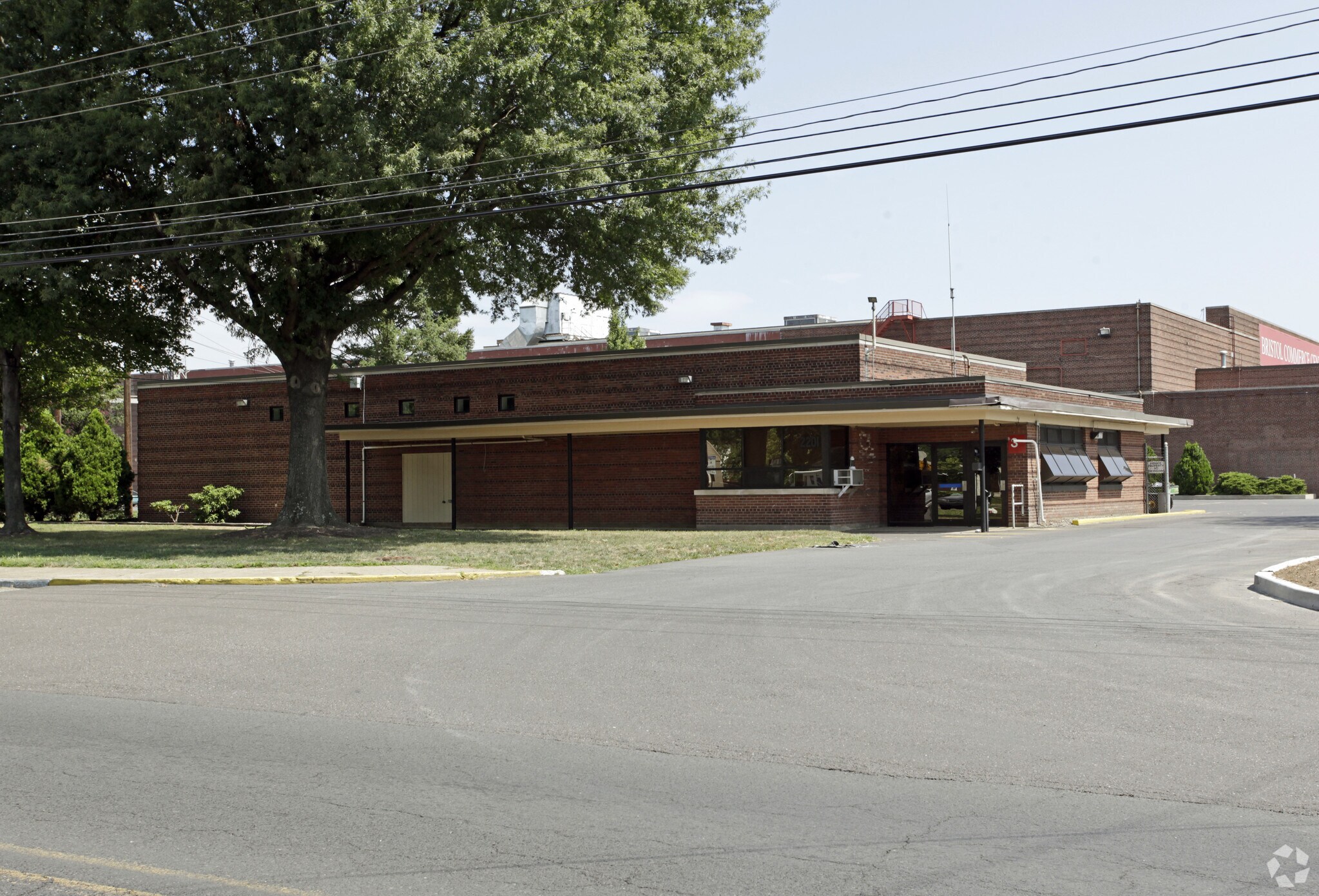 2201 Green Ln Levittown Pa 19057 Industrial Park Property For Lease On Showcase Com