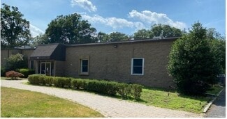 26 Eastmans Rd