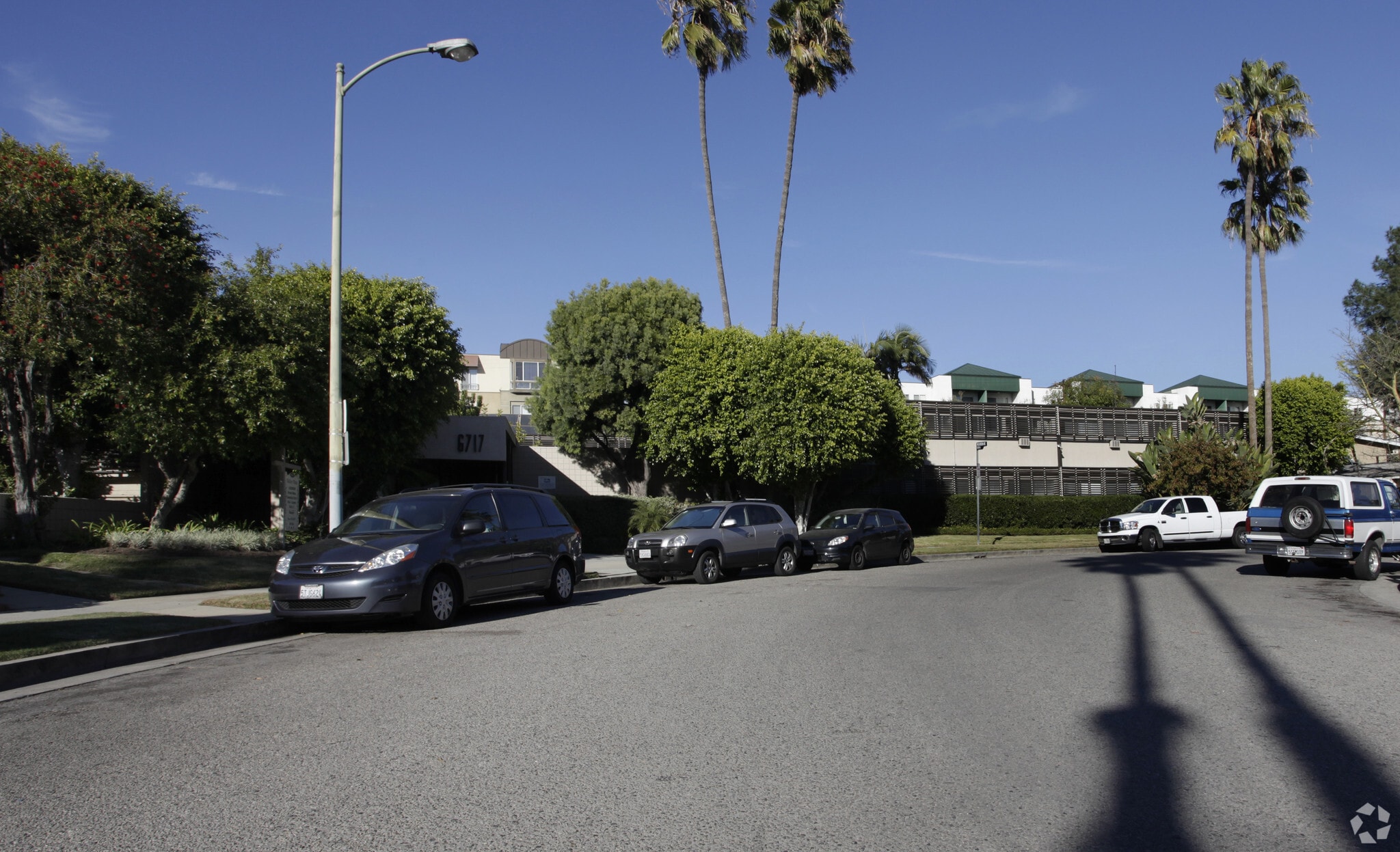 6717 Wilkinson Ave, North Hollywood, CA for Sale