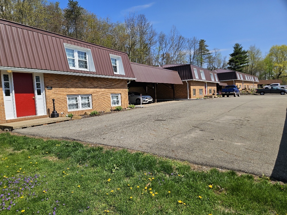 700-724 N Market St, Minerva, OH for Sale