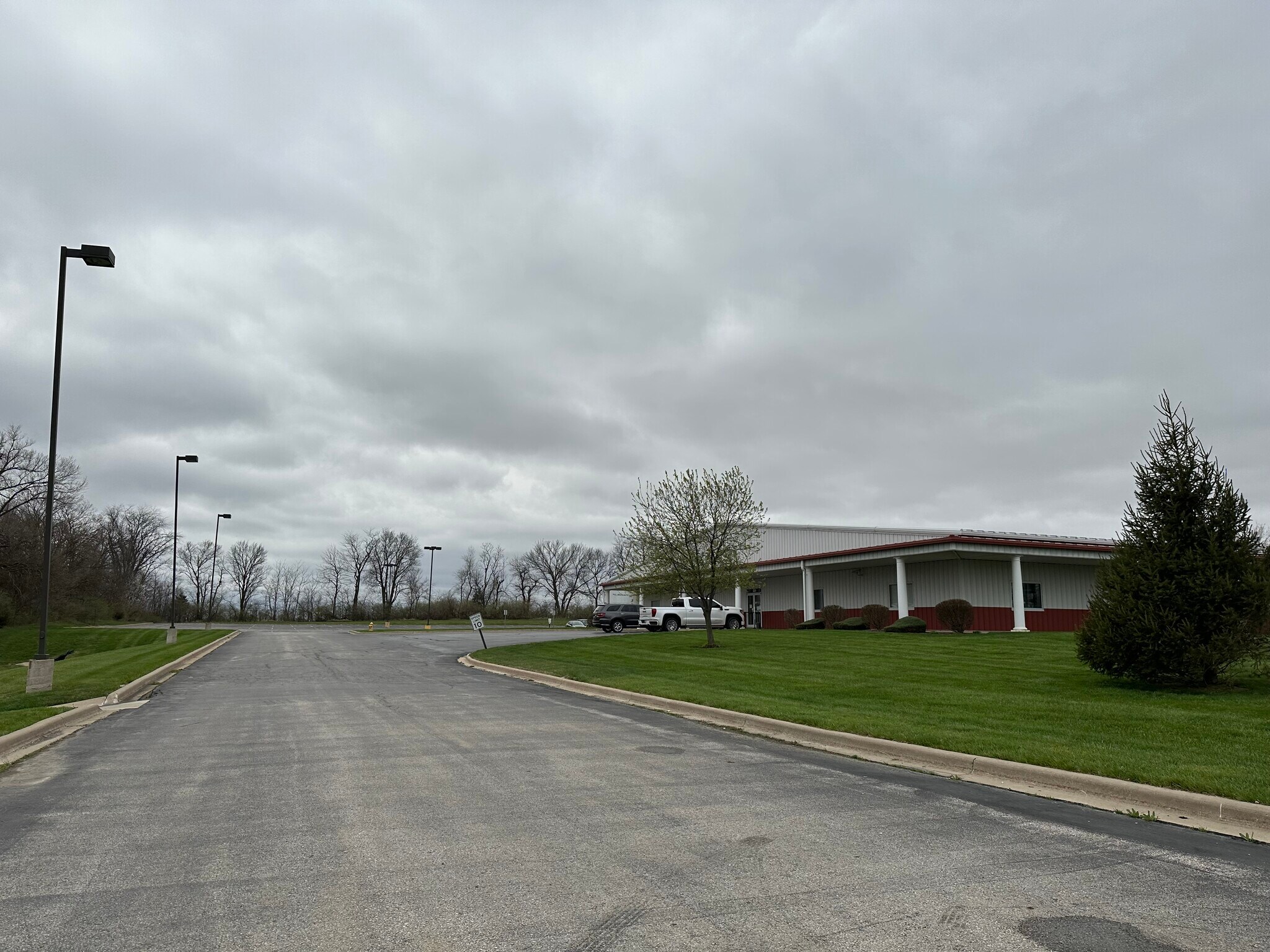 3201 Palmyra Rd, Hannibal, MO for Sale