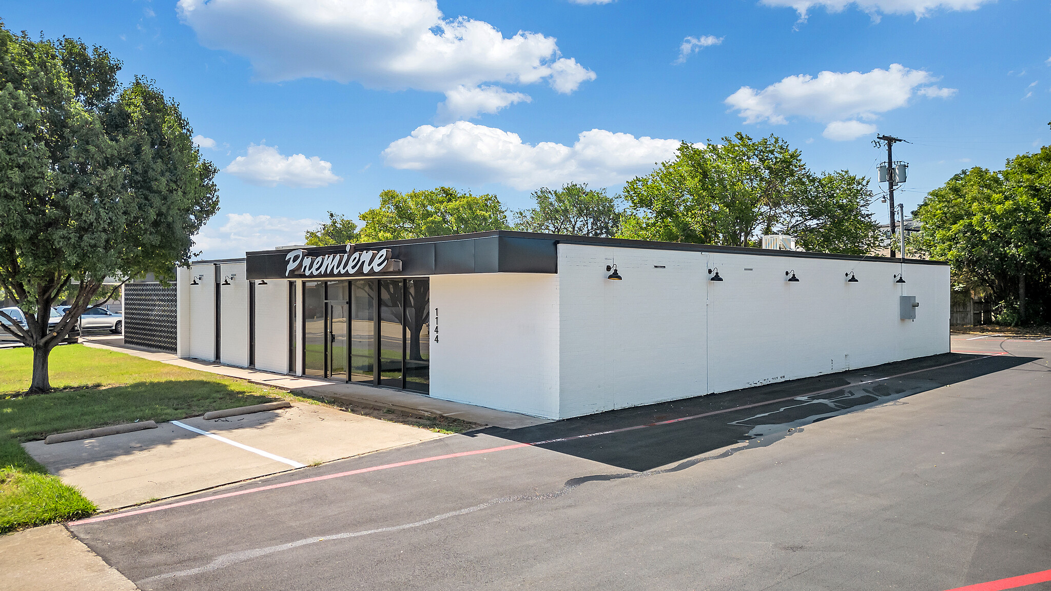 1140-1144 W Main St, Arlington, TX for Sale