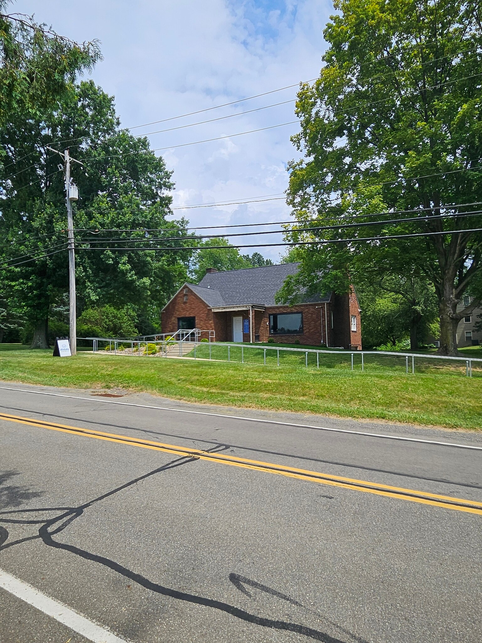 1272 Dutilh Rd, Cranberry Township, PA for Sale