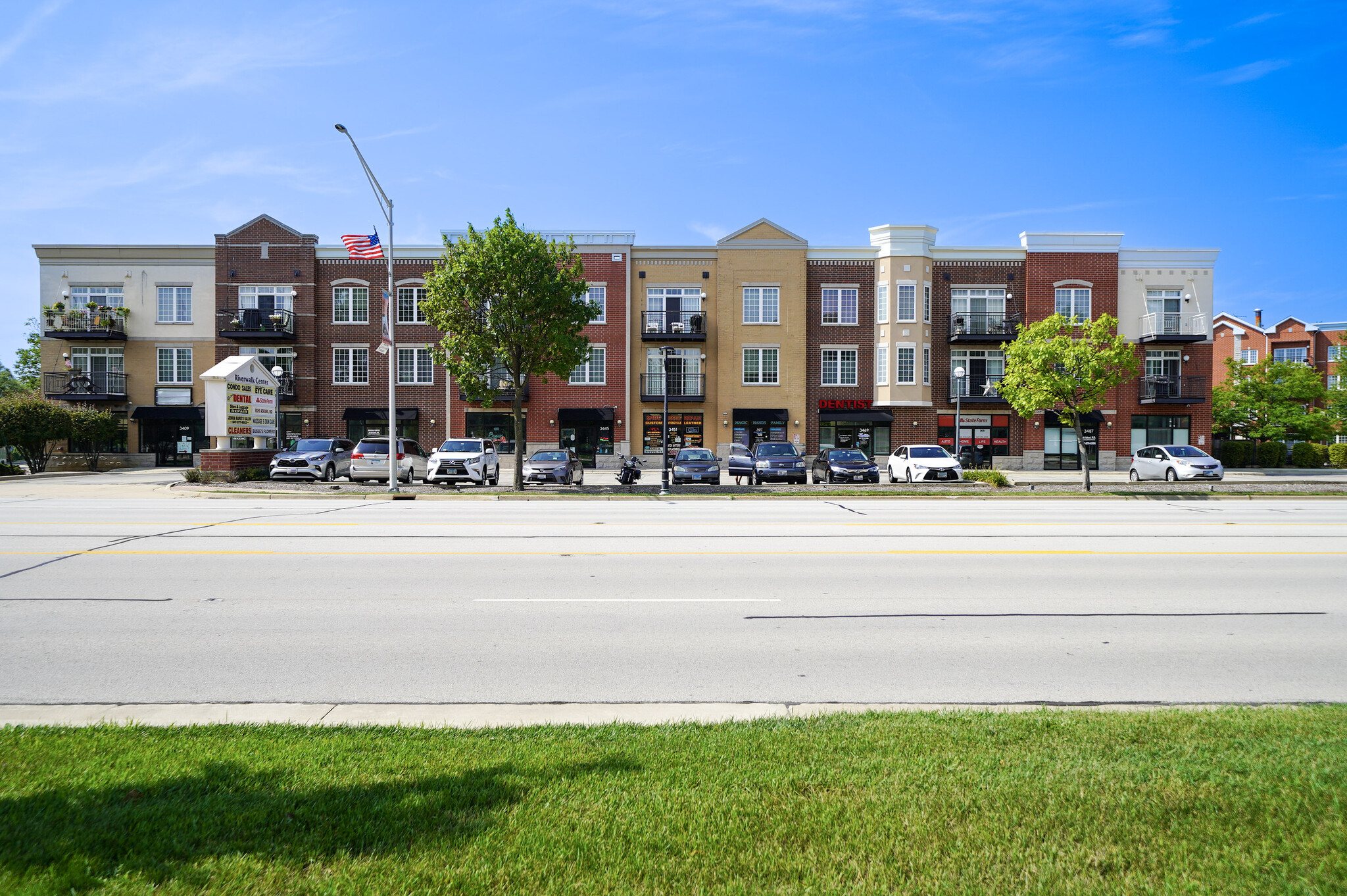 3409-3487 Kirchoff Rd, Rolling Meadows, IL for Sale