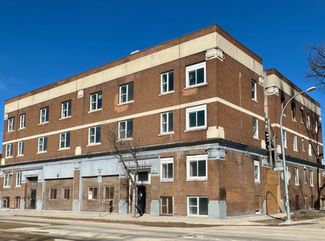 Winnipeg, MB Apartments - 737-743 Sargent Av