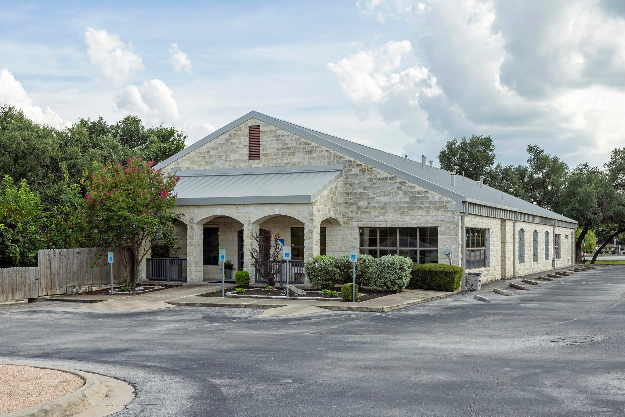 3721 Williams Dr, Georgetown, TX for Rent