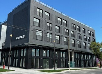 Vancouver, BC Retail - 730-742 Glen Dr