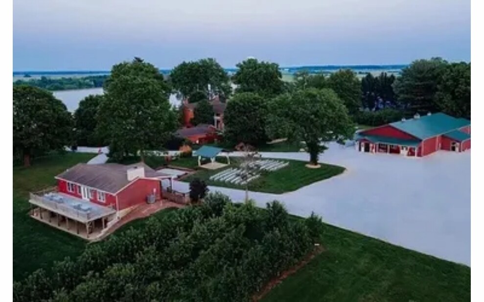 3321 N Old US Highway 421, Greensburg, IN for Sale