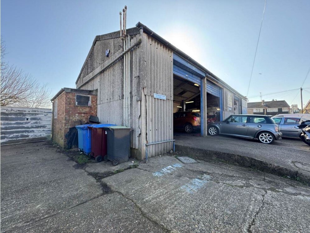 208-210 Toddington Rd, Luton, BDF for Sale