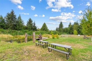 Qualicum Beach, BC Specialty - 1747 Nahmint Rd