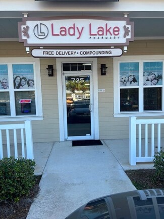 Lady Lake, FL Medical - 723-753 CR 466